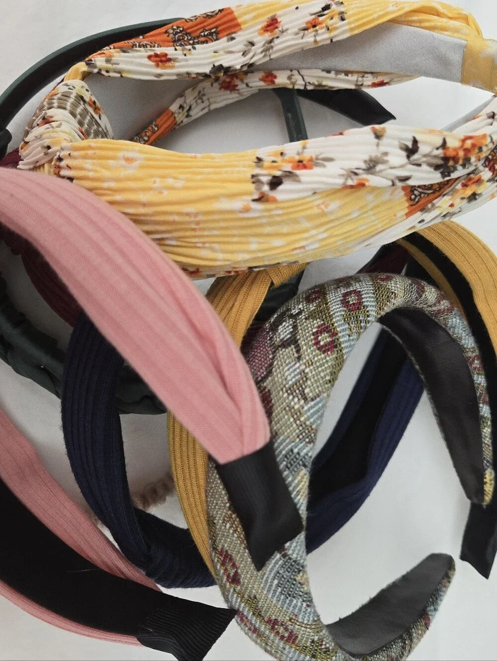 NWOT Headbands Colorful Prints And Solids *8)